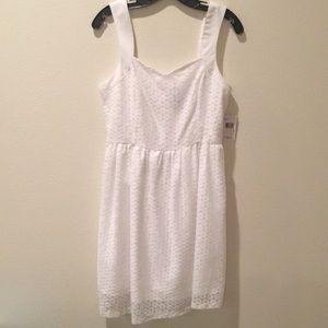 White Lace Kenzie Sweetheart Dress - NWT